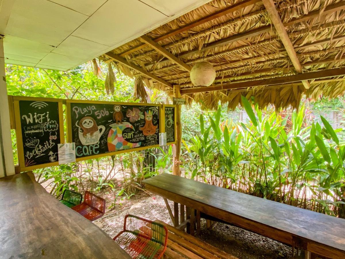 Playa 506 Beachfront Hostel Puerto Viejo de Talamanca Екстериор снимка