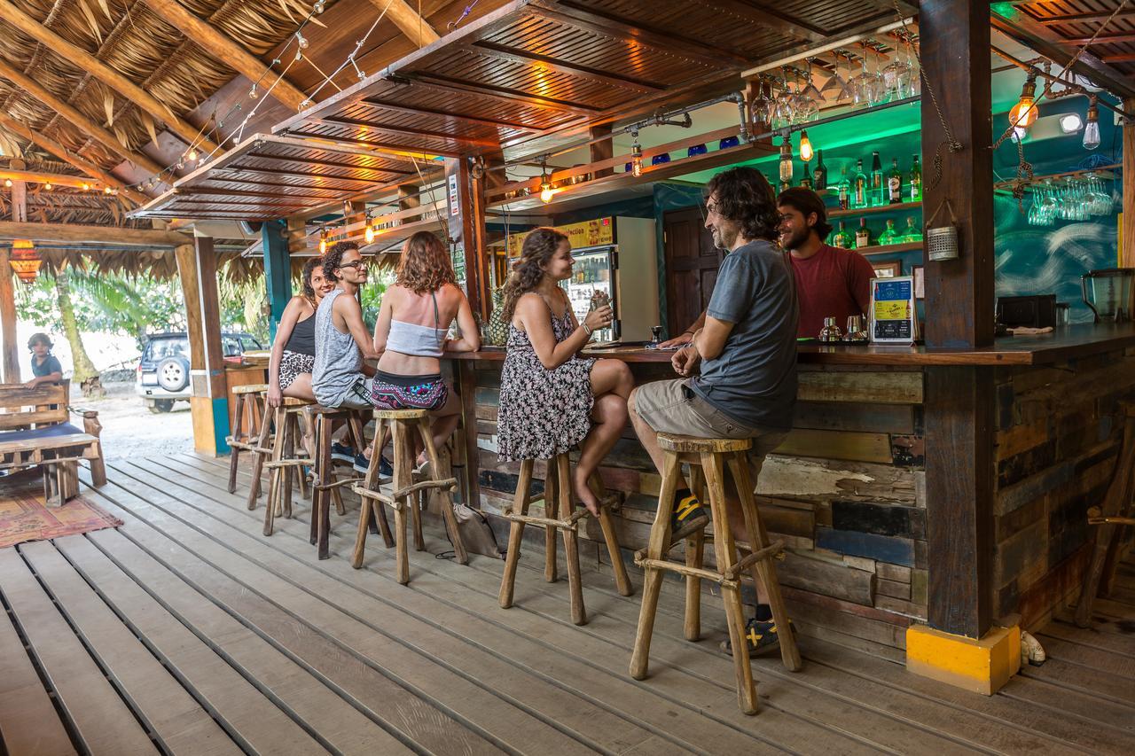 Playa 506 Beachfront Hostel Puerto Viejo de Talamanca Екстериор снимка