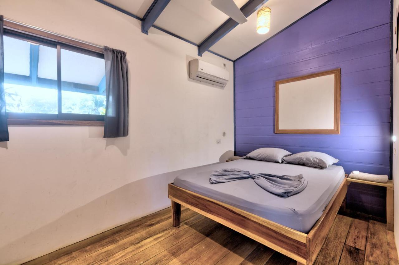 Playa 506 Beachfront Hostel Puerto Viejo de Talamanca Екстериор снимка